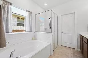 524 Possumhaw Ln, San Marcos, TX 78666 - Photo 18