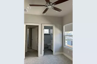 2209 Willow Street #B, Austin, TX 78702 - Photo 8