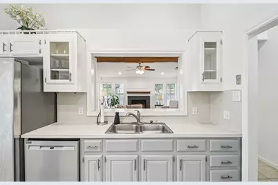 5833 Secrest Drive, Austin, TX 78759 - Photo 6