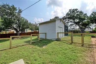 2604 N Shields Dr, Austin, TX 78727 - Photo 32