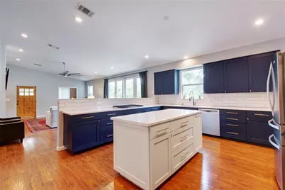 2604 N Shields Drive, Austin, TX 78727 - Photo 10