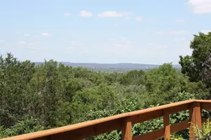 1004 Daviot Dr, Briarcliff, TX 78669 - Photo 32