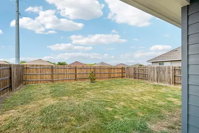 129 Trailstone Drive, Bastrop, TX 78602 - Photo 32