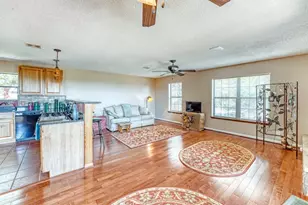 19818 Colina Dr, Lago Vista, TX 78645 - Photo 6