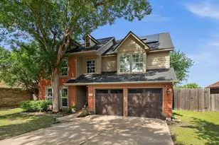 705 Canyon Bend Rd, Pflugerville, TX 78660 - Photo 2
