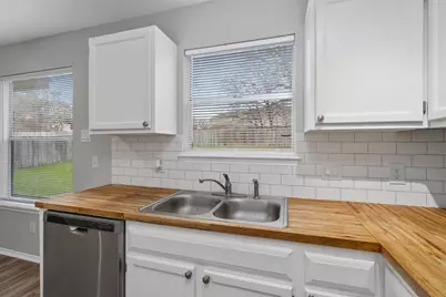 911 Flatters Way, Pflugerville, TX 78660 - Photo 8