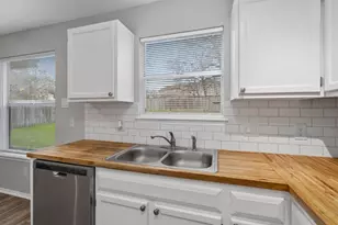 911 Flatters Way, Pflugerville, TX 78660 - Photo 8