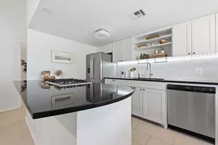5601 Woodrow Ave, Austin, TX 78756 - Photo 14
