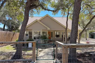 1660 Westview Ct Dr, Canyon Lake, TX 78133 - Photo 2