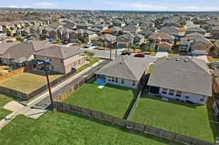 8927 Palomino Pony, San Antonio, TX 78254 - Photo 20