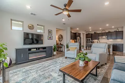 105 Pelican Lane, San Marcos, TX 78666 - Photo 6