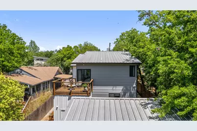 1909 E 9th Street, Austin, TX 78702 - Photo 32