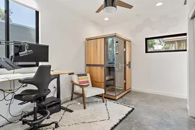 1909 E 9th Street, Austin, TX 78702 - Photo 22