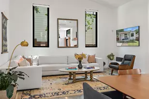 1909 E 9th St, Austin, TX 78702 - Photo 4