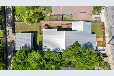 1909 E 9th Street, Austin, TX 78702 - Photo 30