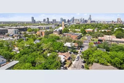 1909 E 9th Street, Austin, TX 78702 - Photo 34