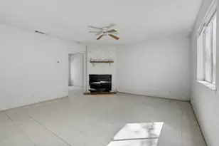 6207 Adalee Ave, Austin, TX 78723 - Photo 24