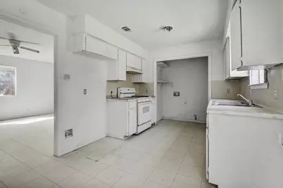 6207 Adalee Avenue, Austin, TX 78723 - Photo 12