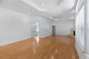 1621 Maggie Mayes St, Austin, TX 78703 - Photo 8