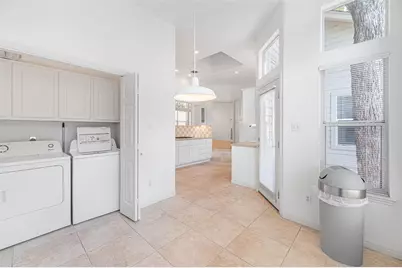 1621 Maggie Mayes Street, Austin, TX 78703 - Photo 16