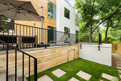 404 Krebs Lane, Austin, TX 78704 - Photo 18