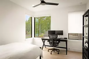 404 Krebs Ln, Austin, TX 78704 - Photo 34