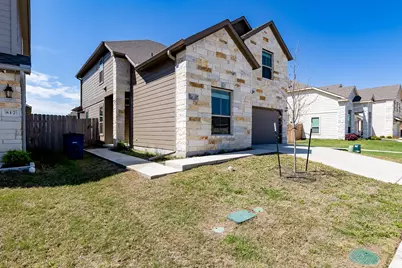 821 Falkland Trace, Pflugerville, TX 78660 - Photo 2