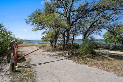 16400 Jackson Street, Volente, TX 78641 - Photo 34