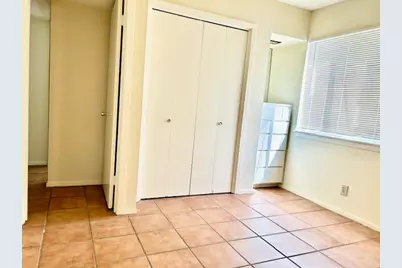 2612 Salado St Street #109, Austin, TX 78705 - Photo 6