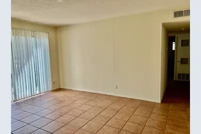 2612 Salado St Street #109, Austin, TX 78705 - Photo 4