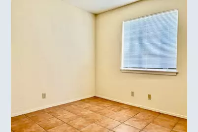 2612 Salado St Street #109, Austin, TX 78705 - Photo 4