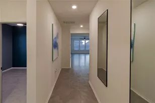 211 Summit Dr, Lockhart, TX 78644 - Photo 8