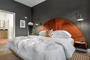 849 W Live Oak St, Fredericksburg, TX 78624 - Photo 16