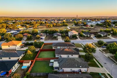 2704 Hearthsong Loop, Round Rock, TX 78665 - Photo 28