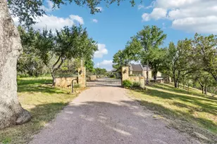 259 Chimney Cove Dr, Marble Falls, TX 78654 - Photo 40