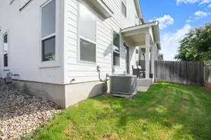 5160 N A.W. Grimes Blvd, Round Rock, TX 78665 - Photo 24