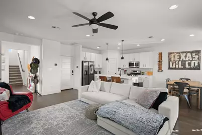 5160 N A W Grimes Boulevard #125, Round Rock, TX 78665 - Photo 6
