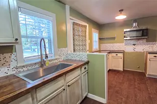 401 N Pecan St, Moulton, TX 77975 - Photo 16