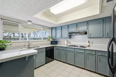 1007 Lime Rock Drive, Round Rock, TX 78681 - Photo 4