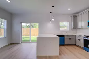 230 Brown St, Elgin, TX 78621 - Photo 8