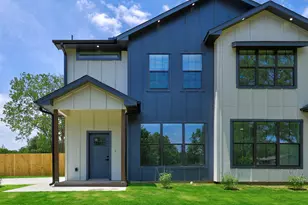 230 Brown St, Elgin, TX 78621 - Photo 2