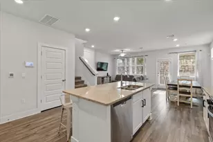 7103 Terrazzo Cottage Ln, Austin, TX 78744 - Photo 10