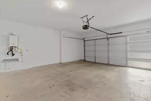 7103 Terrazzo Cottage Ln, Austin, TX 78744 - Photo 28