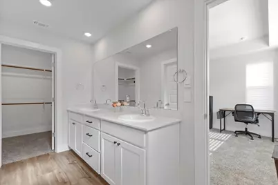 7103 Terrazzo Cottage Lane #33, Austin, TX 78744 - Photo 16