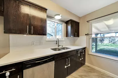 1467 S Meadows Drive, Austin, TX 78758 - Photo 10