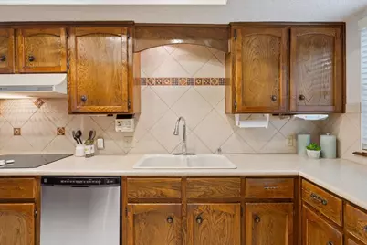 4015 Ramada Trail, Georgetown, TX 78628 - Photo 16