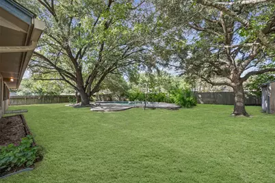 428 Connolly Circle W, Lockhart, TX 78644 - Photo 24