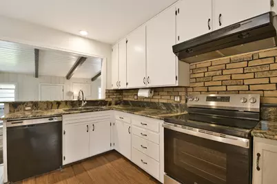 548 Bowser Street, Rockdale, TX 76567 - Photo 8