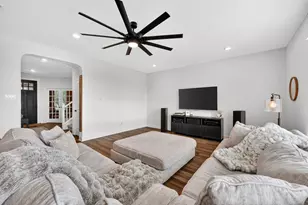 180 Kennicott Dr, Kyle, TX 78640 - Photo 4