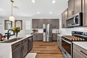 180 Kennicott Dr, Kyle, TX 78640 - Photo 10